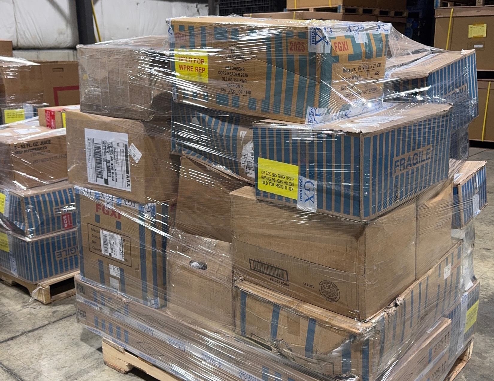 5 banana box with sunglasses for returns